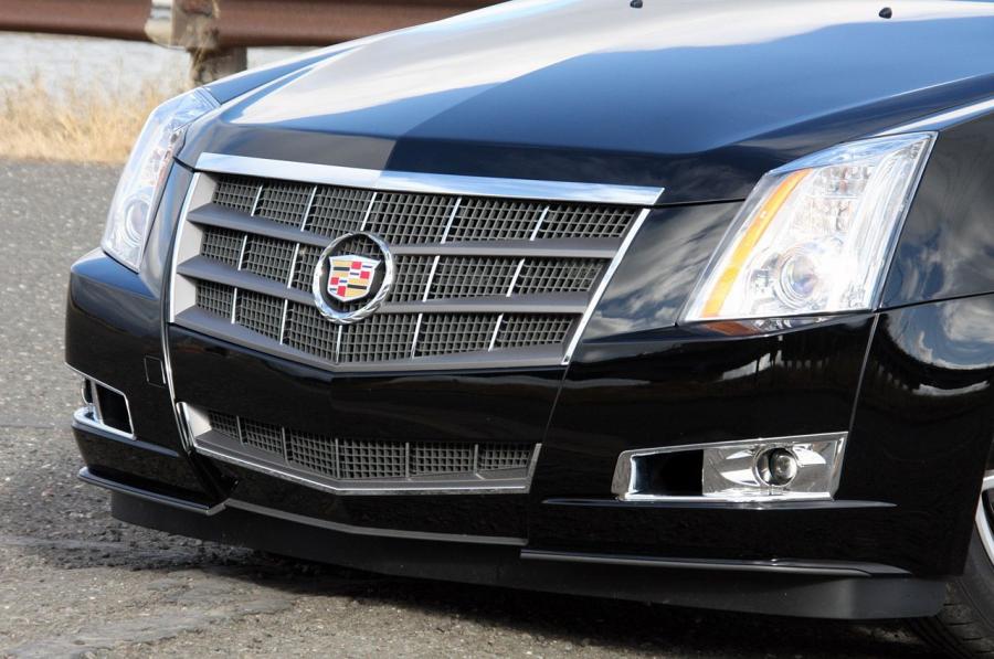  Cadillac CTS Coupe 2011 года  (фото 52 из 128)